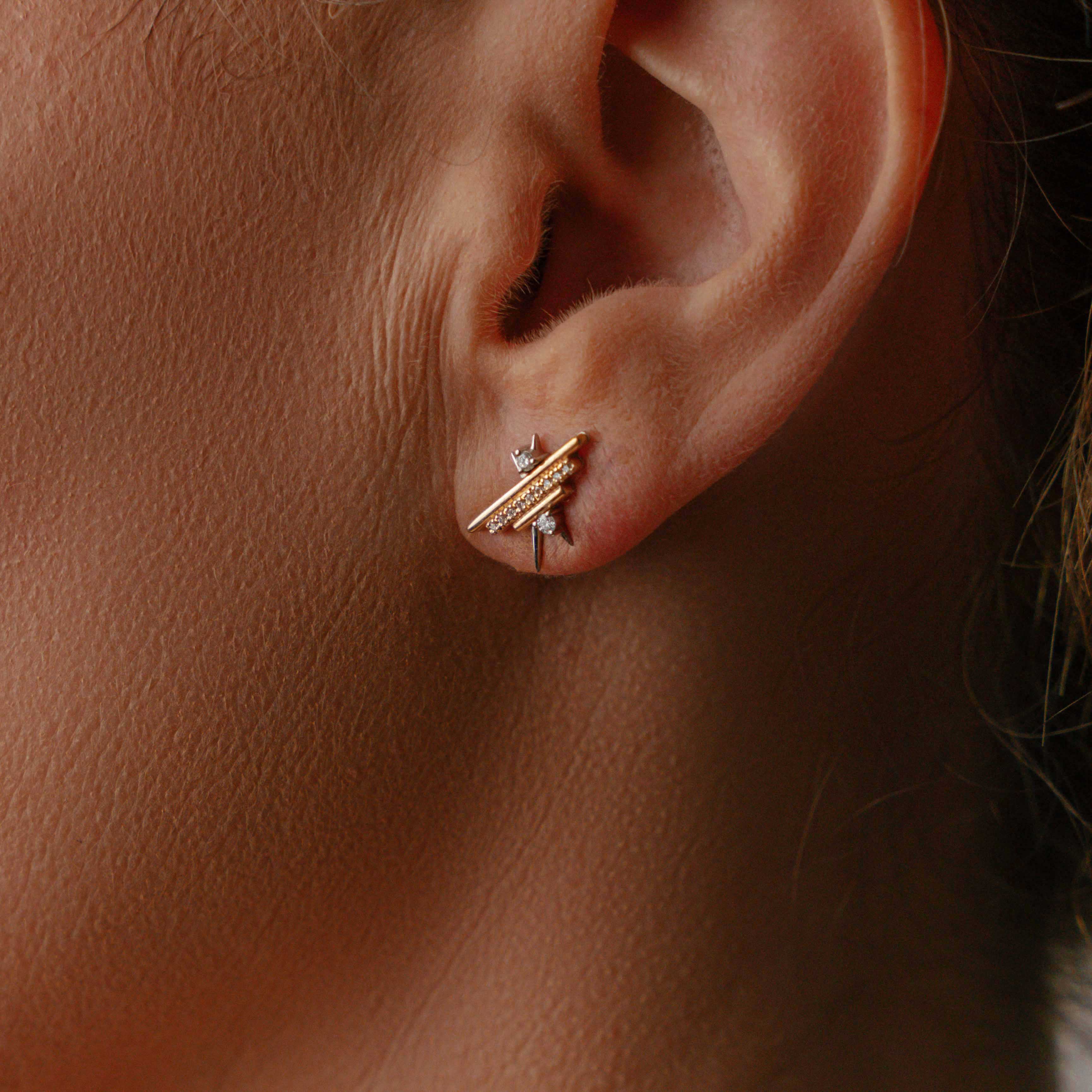 Diamond Stud Earrings - Yellow Gold & Platinum - Step Spike