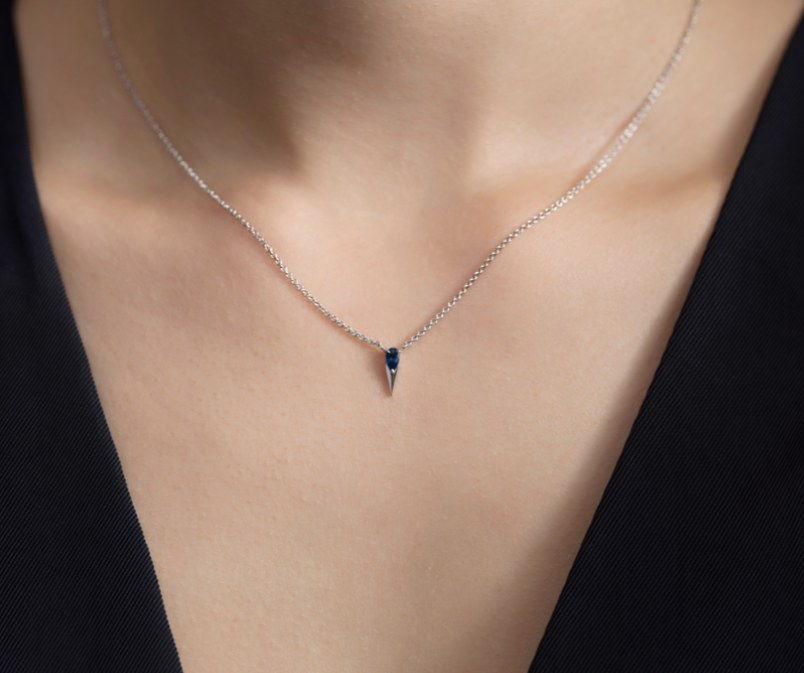 White Gold Pear-Shaped Blue Sapphire Necklace