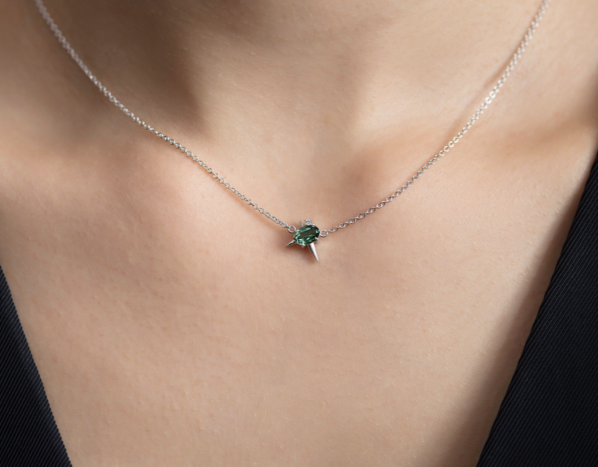 White Gold Green Tourmaline And Diamond Necklace - Spike
