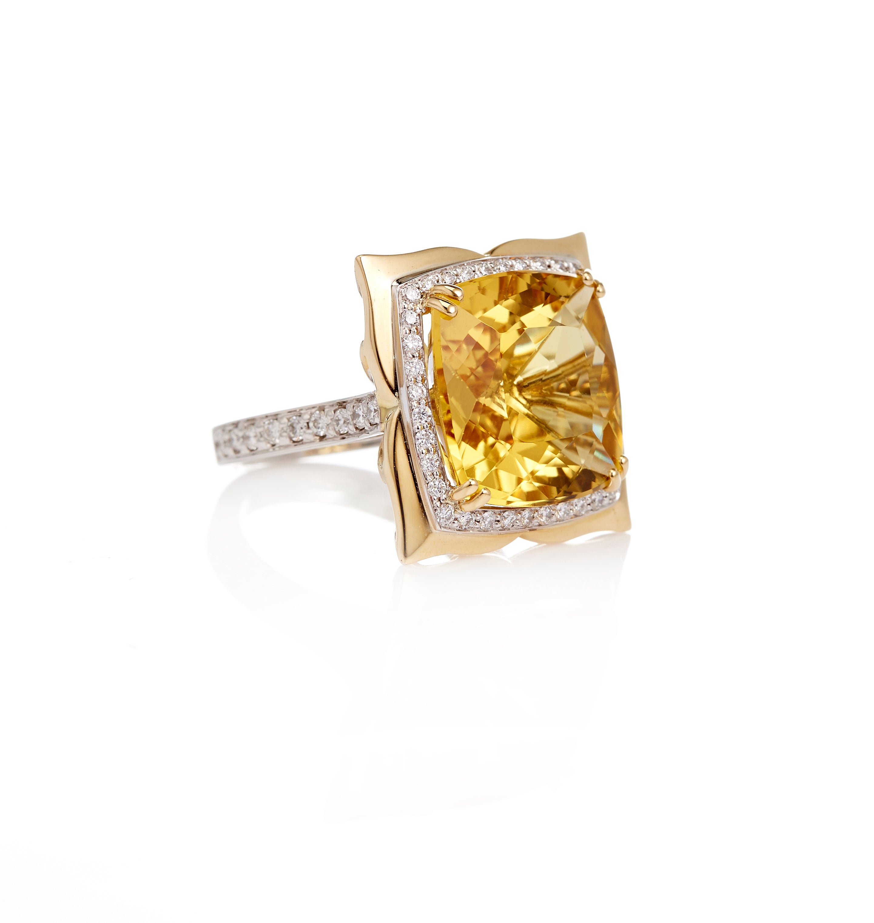 18ct White - Yellow Gold Golden Beryl - Round Brilliant Cut Diamond Ring