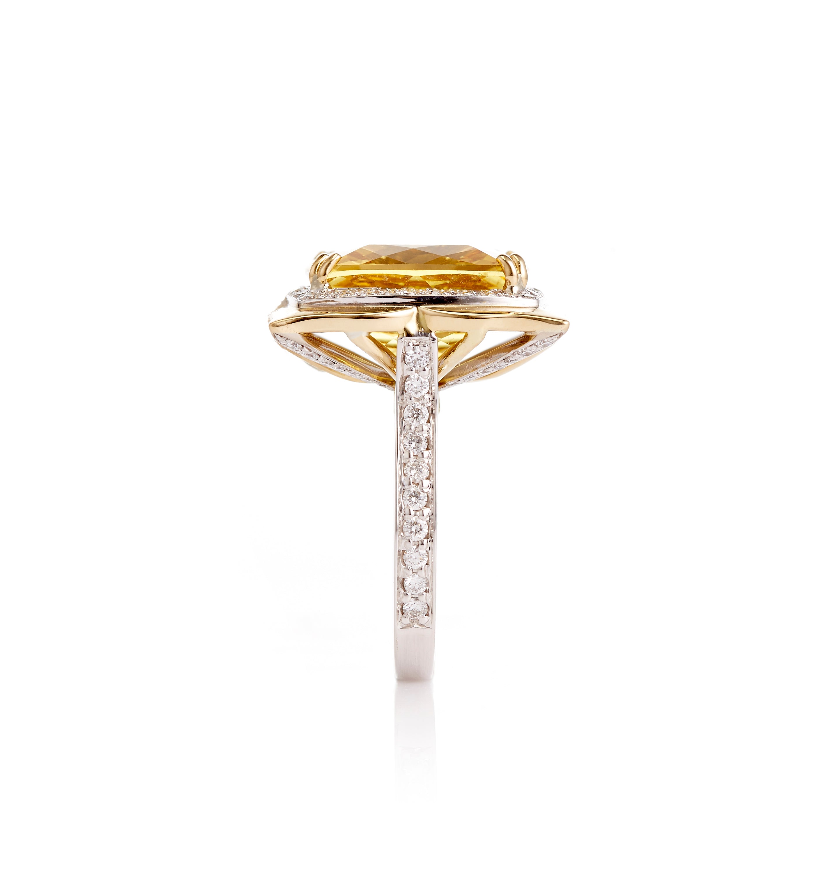 18ct White - Yellow Gold Golden Beryl - Round Brilliant Cut Diamond Ring