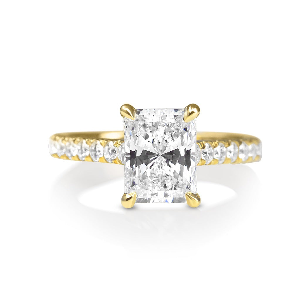 Radiant Cut Diamond Engagement Ring